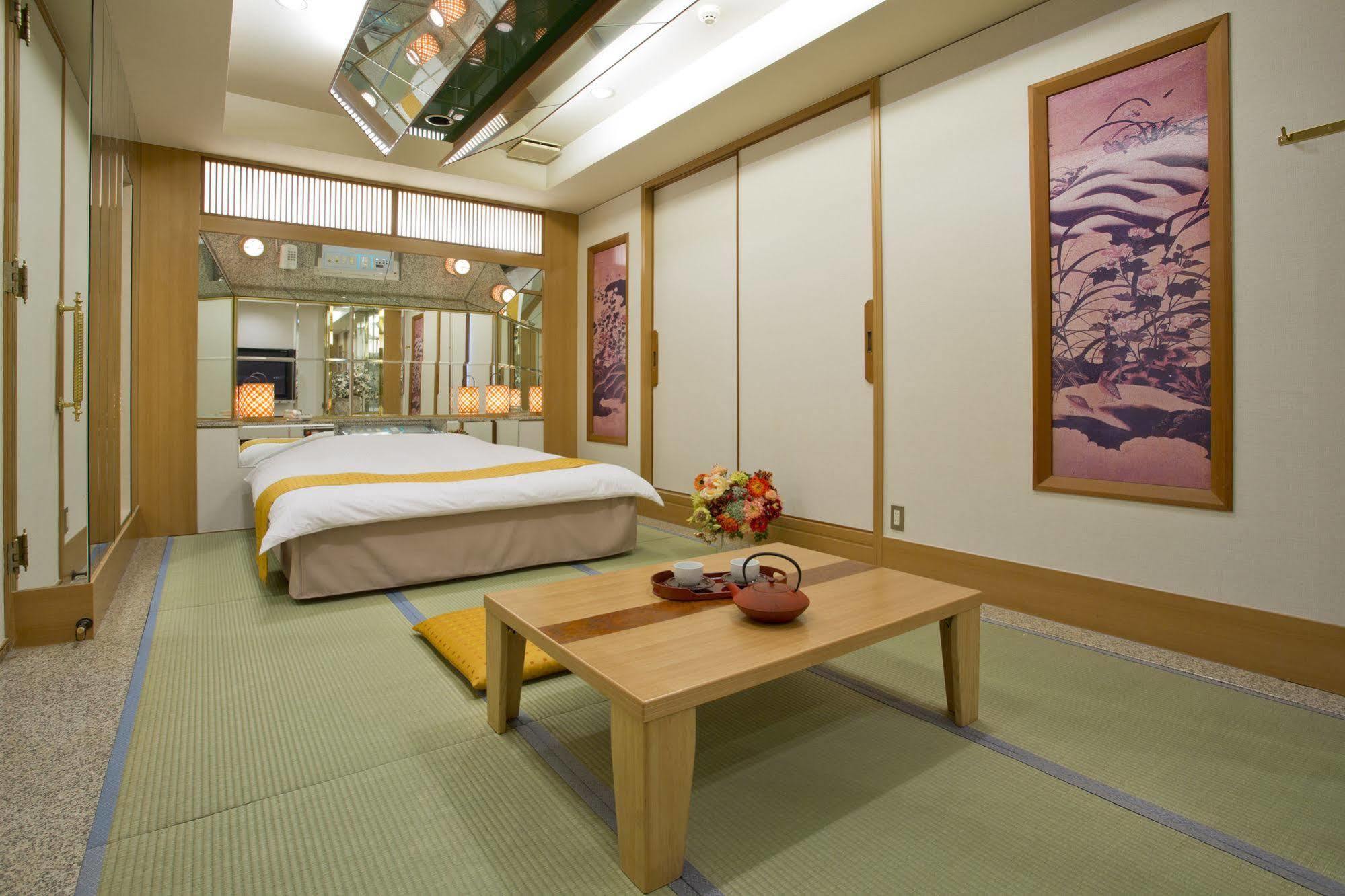 Hotel Casablanca (Adults Only) Osaka Eksteriør billede
